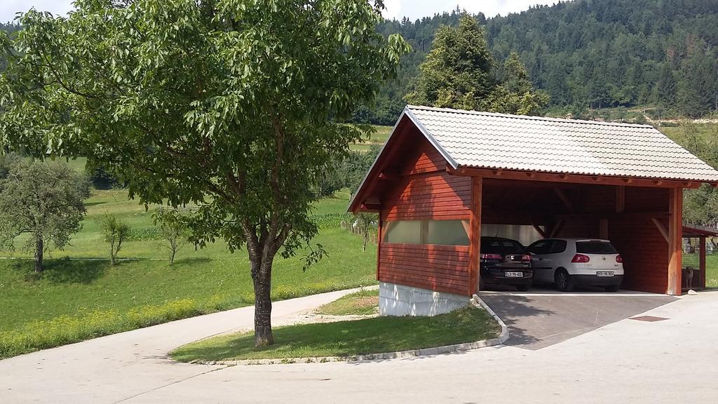 Stefanja Gora Apartment Vrtacnik מראה חיצוני תמונה